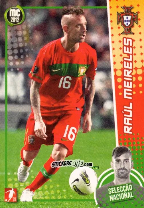 Sticker Raul Meireles - Megacraques 2011-2012 n. 136 - Panini