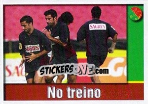 Sticker No treino (Figo, Simão) - A Caminho do Mundial. Força! Portugal n. 29 - Panini