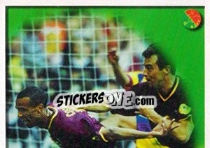 Cromo Costinha no jogo - A Caminho do Mundial. Força! Portugal n. 84 - Panini