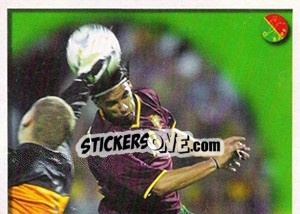 Sticker Nuno Gomes no jogo - A Caminho do Mundial. Força! Portugal n. 135 - Panini
