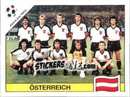 Figurina Team photo Osterreich - FIFA World Cup Italia 1990 - Panini