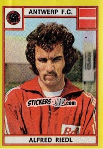Sticker Alfred Riedl - Football Belgium 1974-1975 - Panini