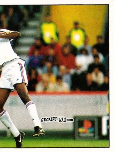 Sticker France v Spain, 2-1 - FOOT 2000-2001 n. 448 - Panini