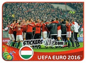 Figurina Players Celebrate after Qualifying for Euro 2016 - UEFA Euro France 2016 - Panini