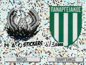 Figurina Badge Ναουσα / Badge Παναργειακοσ - Podosfairo 1995-1996 - Panini