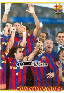 Sticker Барселона с кубком - FC Barcelona 2009-2010 n. 37 - Panini