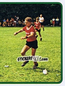 Sticker Kids playing football - Voetbal 1983-1984 n. 2 - Panini