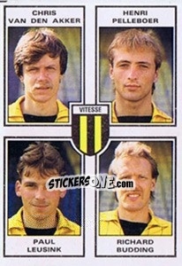 Cromo Chris van der Akker / Henri Pelleboer / Paul Leusik / Richard Budding - Voetbal 1984-1985 n. 417 - Panini